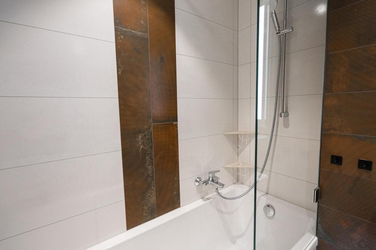 Stylisches Apartment Im Herzen Von Dresden + Parkplatz + Netflix + Self Check-In Exterior foto